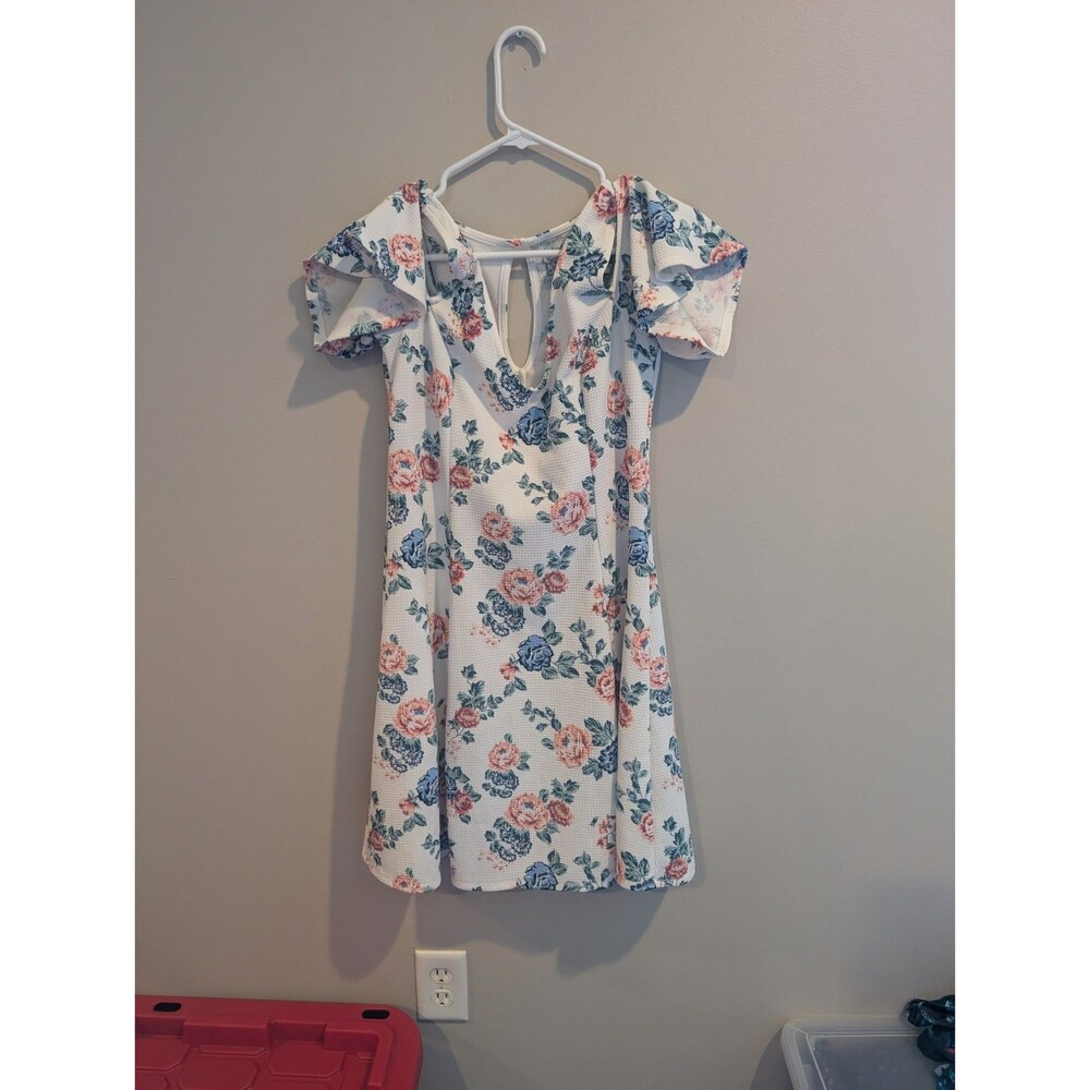 Almost Famous Sz XL Floral Open Shoulder resort Dress Spring Summer Texture